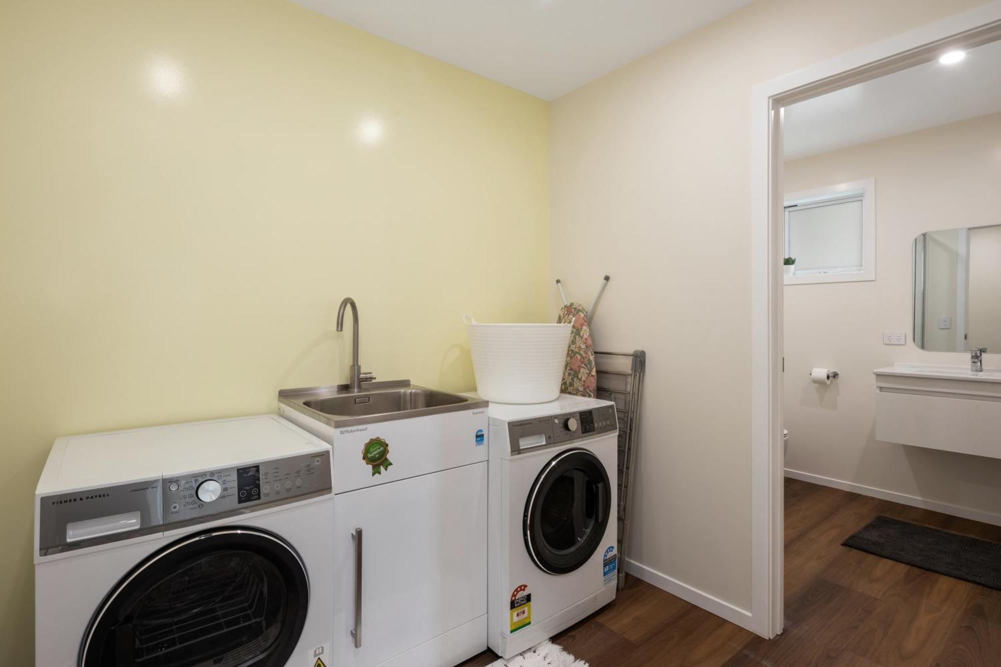 Stunning View, Privacy, Close To Ferry & Brand-New Wellington Exteriér fotografie